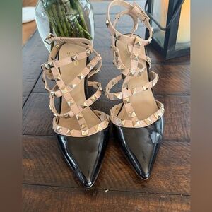 Mix No. 6 Black and Tan Studded Heels